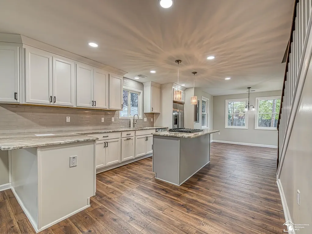 3019 8th Street Frenchtown Township MI 48162