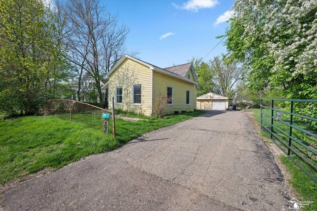 2612 Miller Avenue Ann Arbor City MI 48103