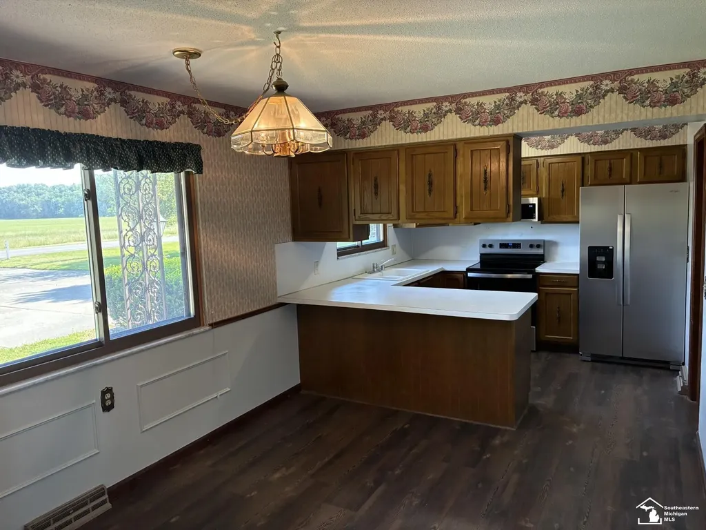 1303 W Erie Street Bedford Township MI 48182