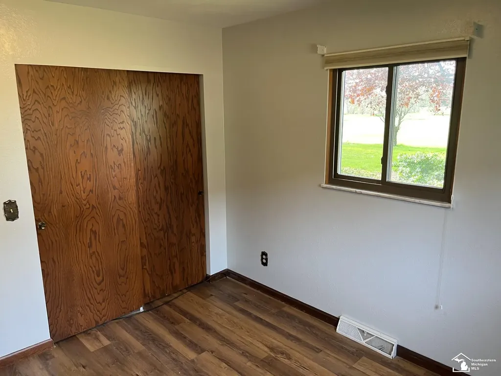 1303 W Erie Street Bedford Township MI 48182