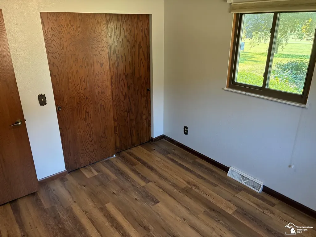 1303 W Erie Street Bedford Township MI 48182