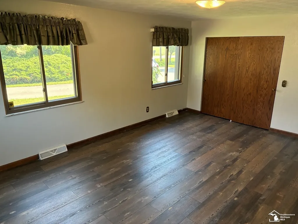 1303 W Erie Street Bedford Township MI 48182
