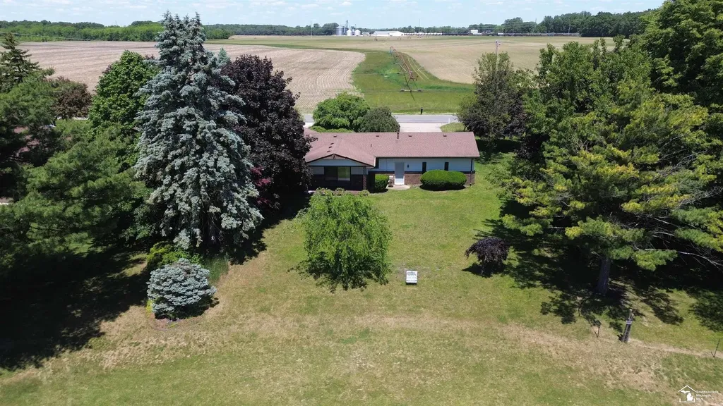 1303 W Erie Street Bedford Township MI 48182