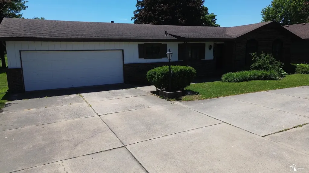 1303 W Erie Street Bedford Township MI 48182