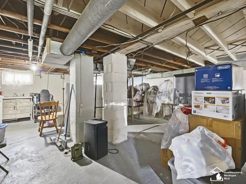 2361 Manhattan Street Erie Township MI 48133