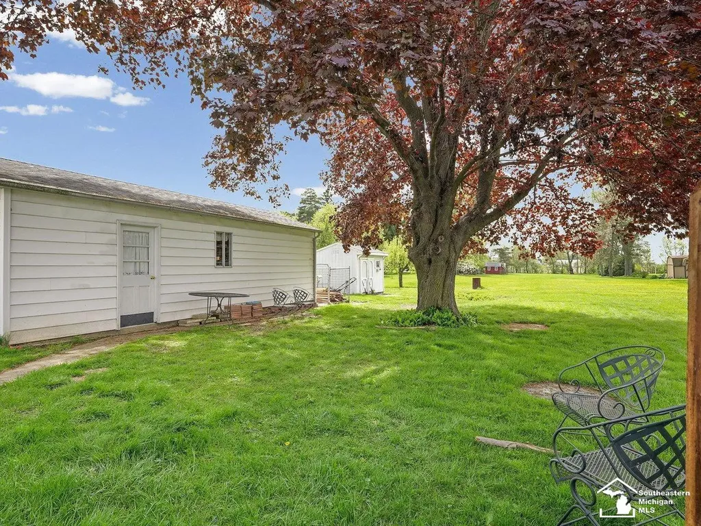 2361 Manhattan Street Erie Township MI 48133
