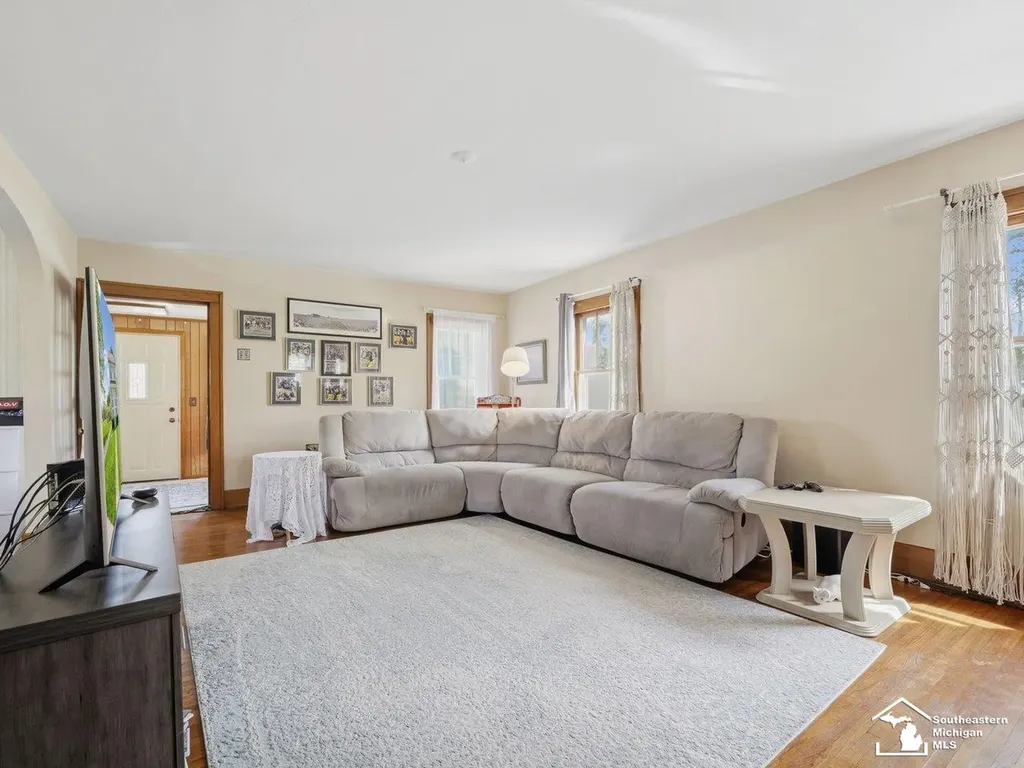 2361 Manhattan Street Erie Township MI 48133