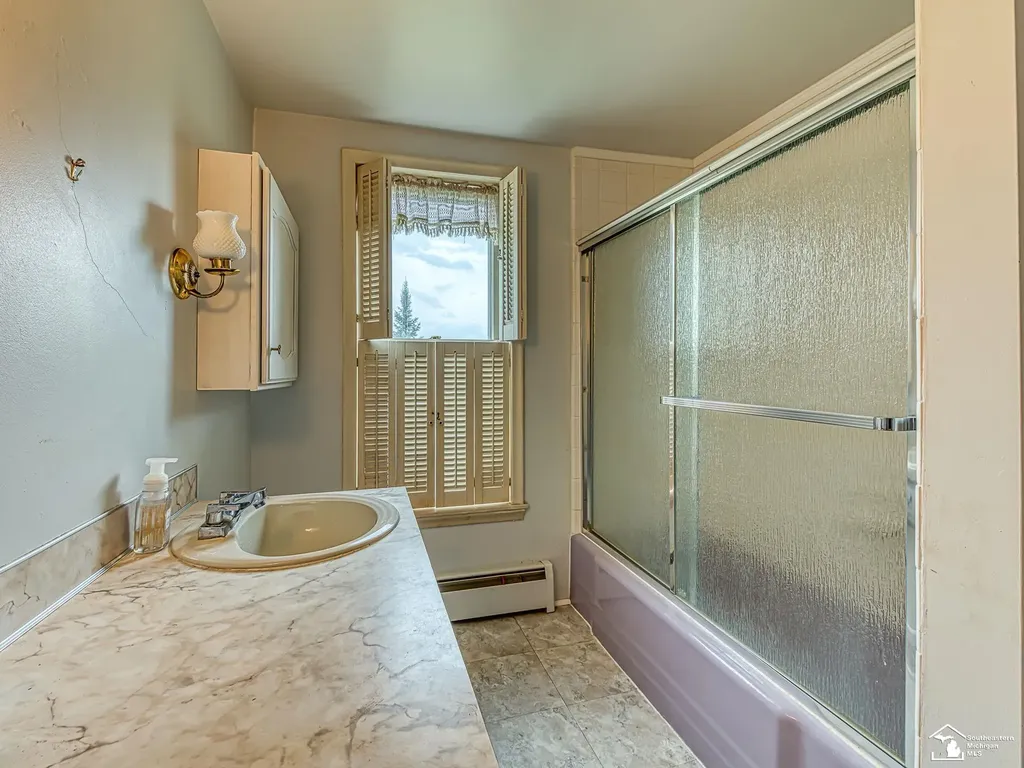 9248 Chinavare Road Berlin Charter Township MI 48166