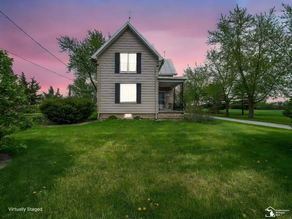 9248 Chinavare Road Berlin Charter Township MI 48166