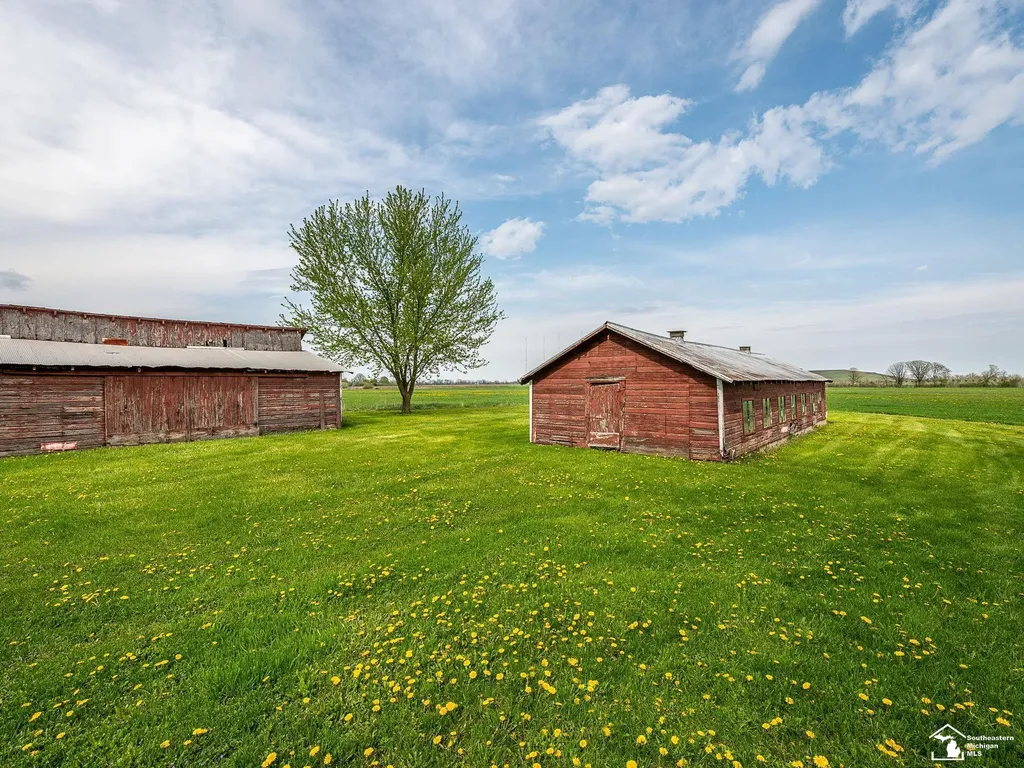 9248 Chinavare Road Berlin Charter Township MI 48166