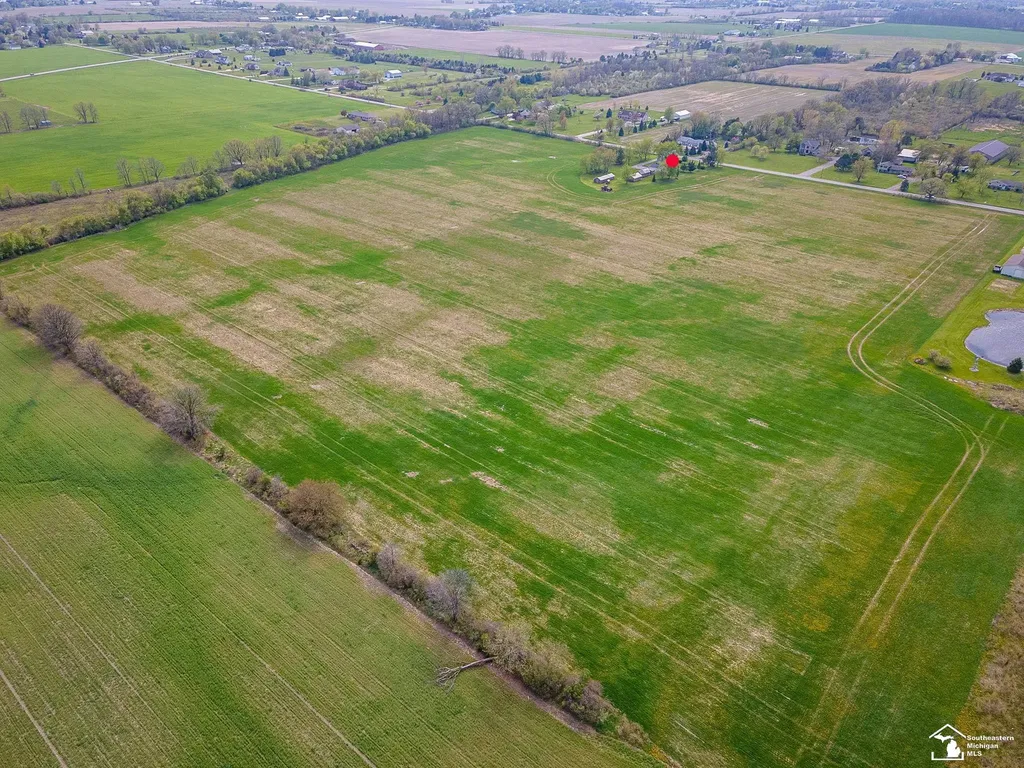 9248 Chinavare Road Berlin Charter Township MI 48166