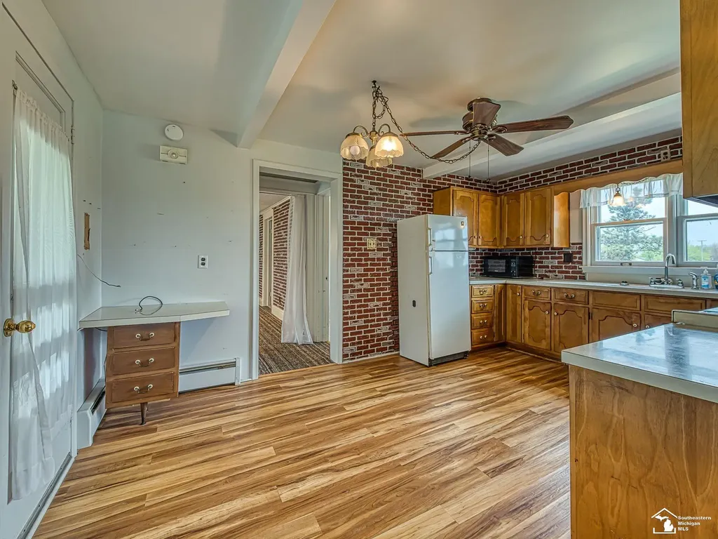 9248 Chinavare Road Berlin Charter Township MI 48166