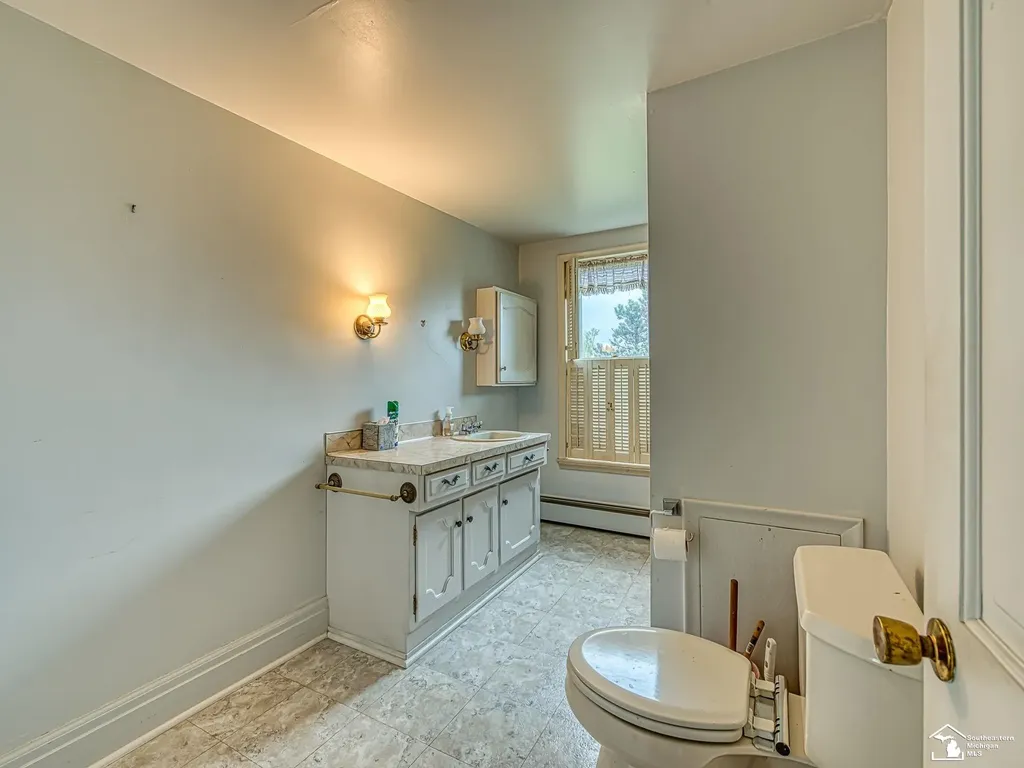 9248 Chinavare Road Berlin Charter Township MI 48166