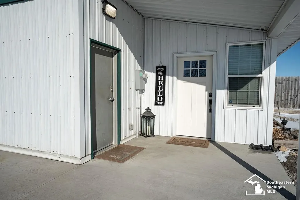 8302 E Us 223 Highway Palmyra Township MI 49228