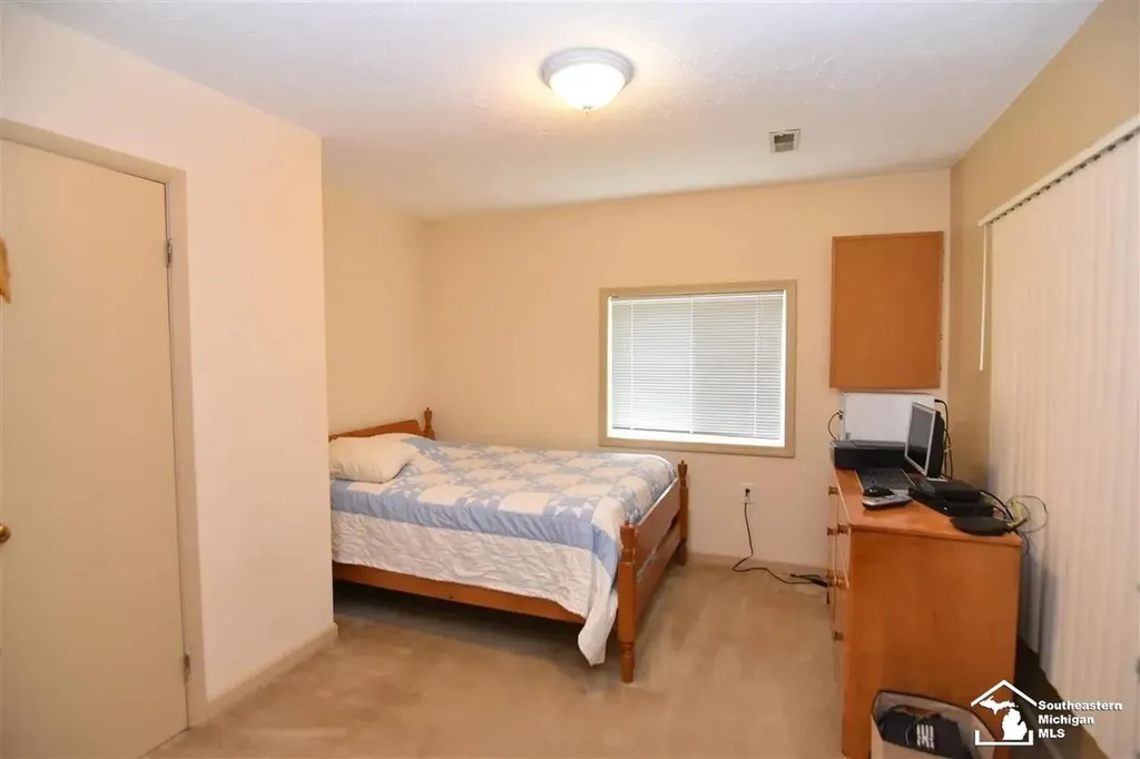103 Marigold Lane Unknown City MI 48629