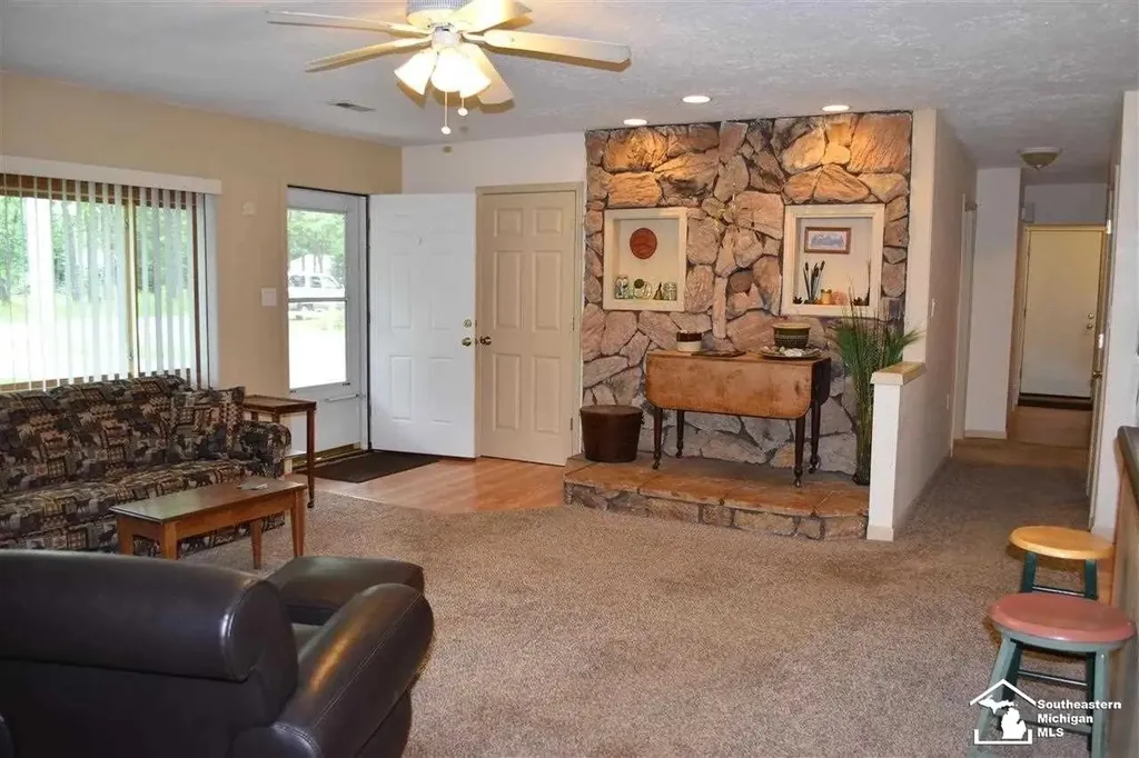 103 Marigold Lane Unknown City MI 48629