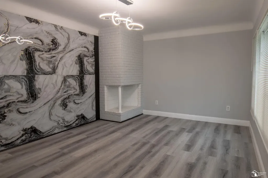 6854 Fenton Street Dearborn Heights City MI 48127