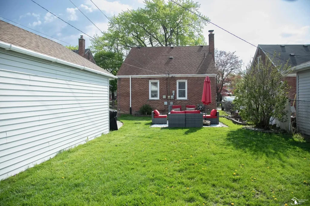 9706 Sterling Avenue Allen Park City MI 48101