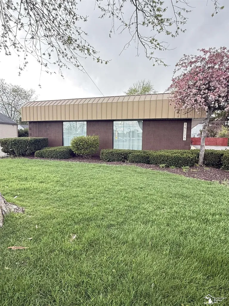 15175 S Dixie Highway Monroe Charter Township MI 48161