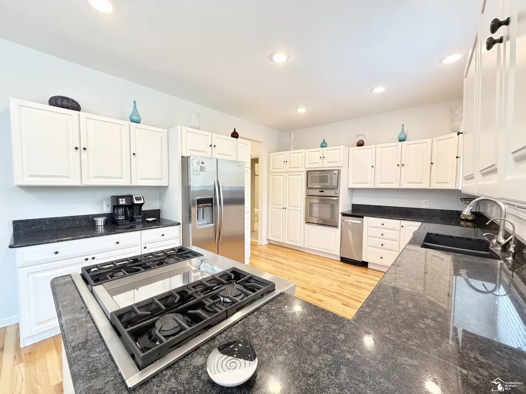 52881 Rico Court Lyon Charter Township MI 48393