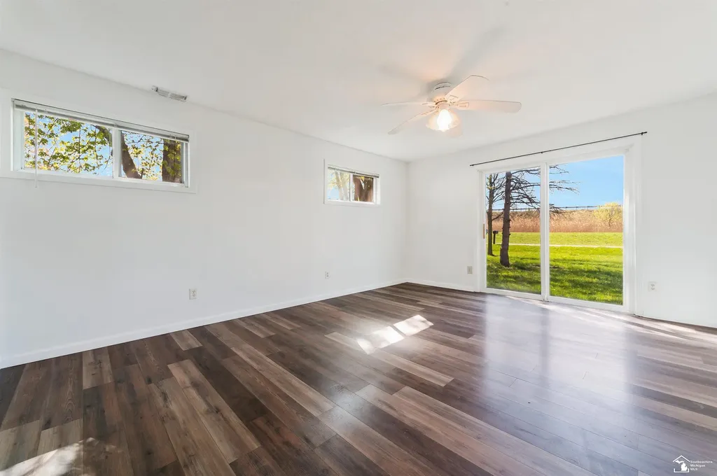 2500 Candace Street Erie Township MI 48133
