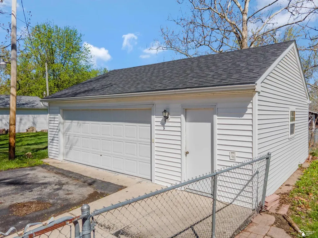 2500 Candace Street Erie Township MI 48133