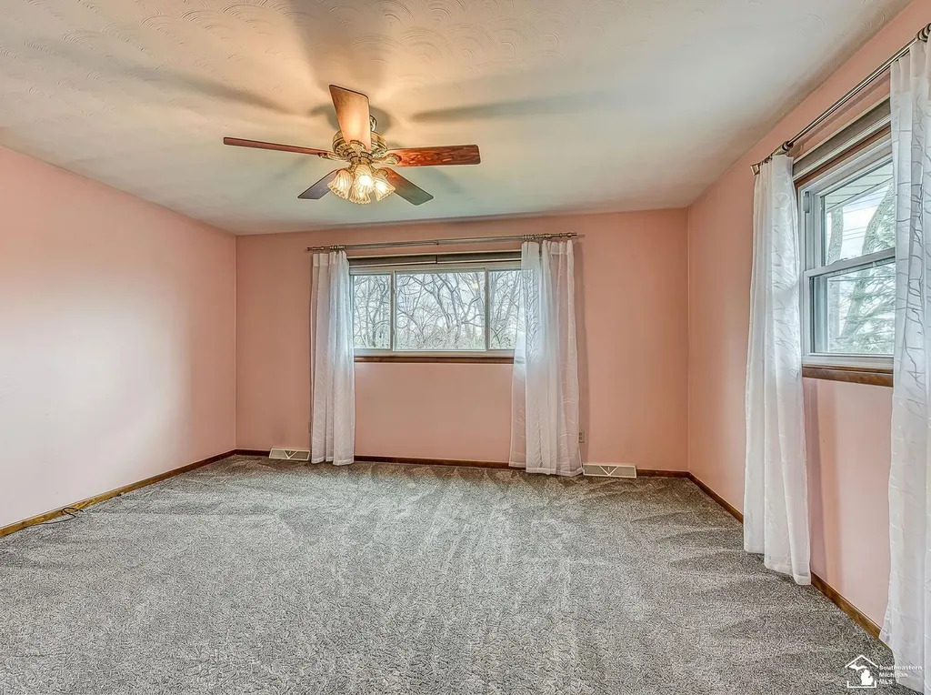 1060 Hollywood Drive Monroe City MI 48162