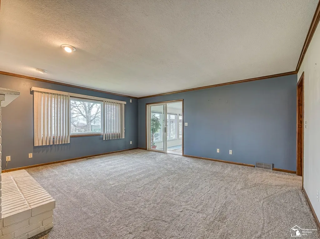 1060 Hollywood Drive Monroe City MI 48162