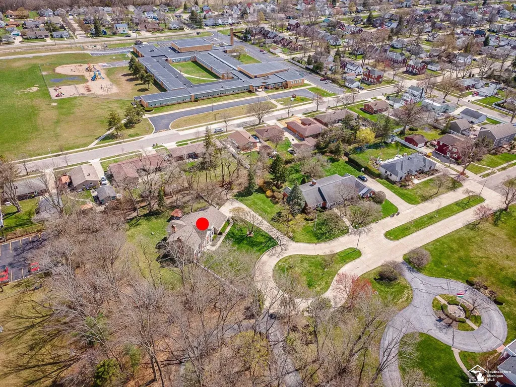 1060 Hollywood Drive Monroe City MI 48162
