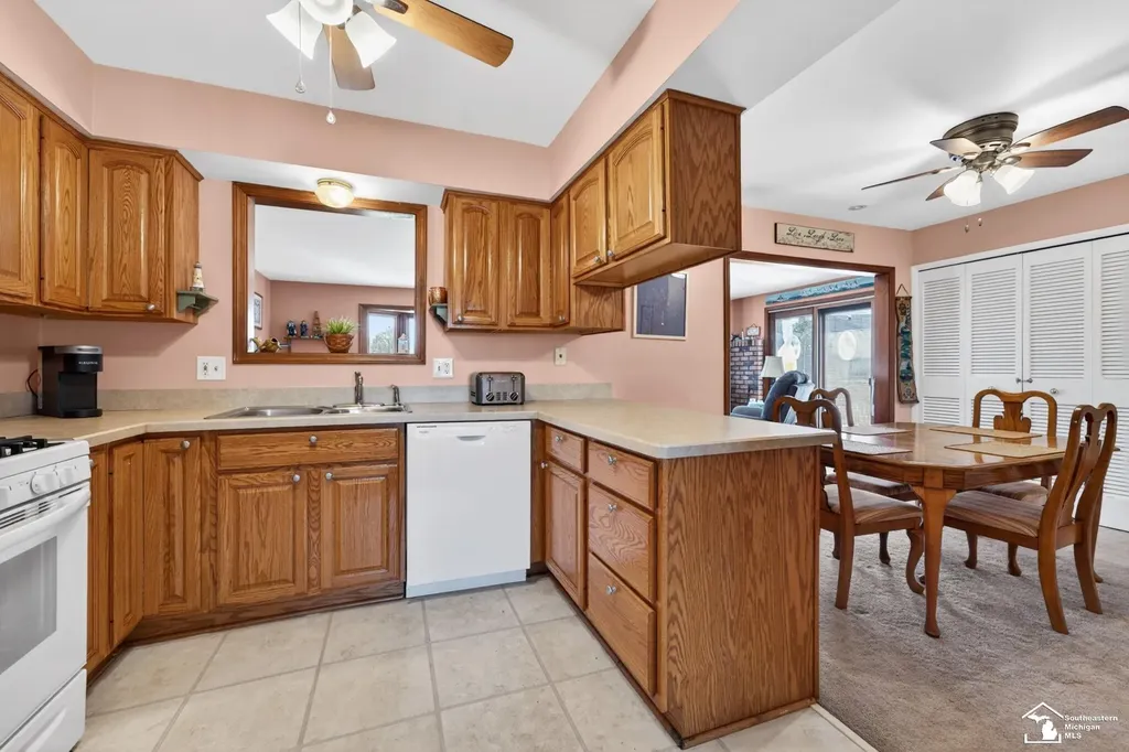 30189 Pointe Drive Gibraltar City MI 48173