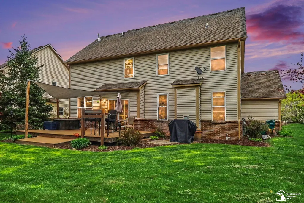 23728 W Creek Drive Huron Charter Township MI 48164
