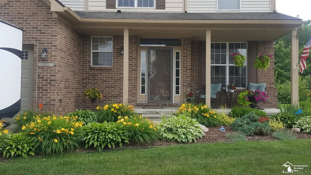 23728 W Creek Drive Huron Charter Township MI 48164