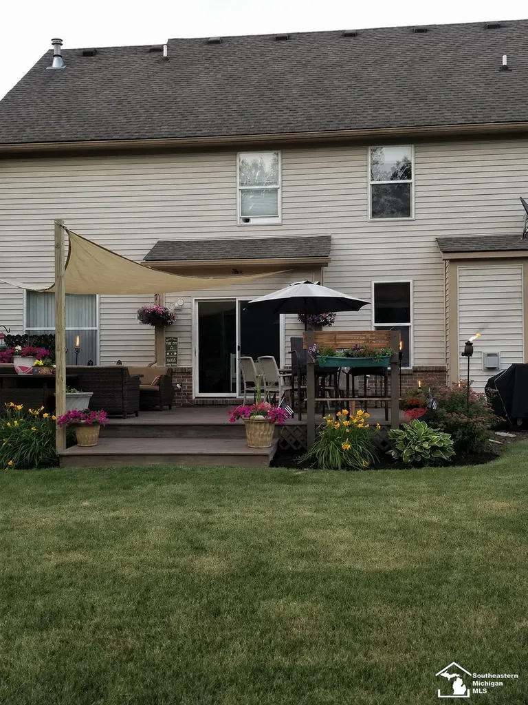 23728 W Creek Drive Huron Charter Township MI 48164