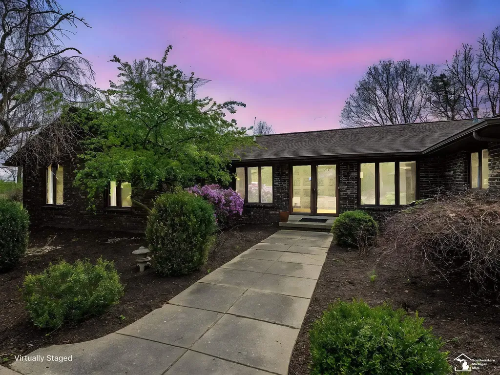 3455 W Albain Road Monroe Charter Township MI 48161