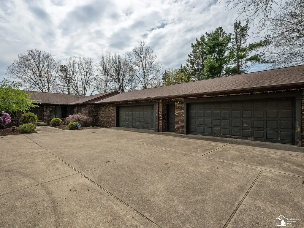 3455 W Albain Road Monroe Charter Township MI 48161