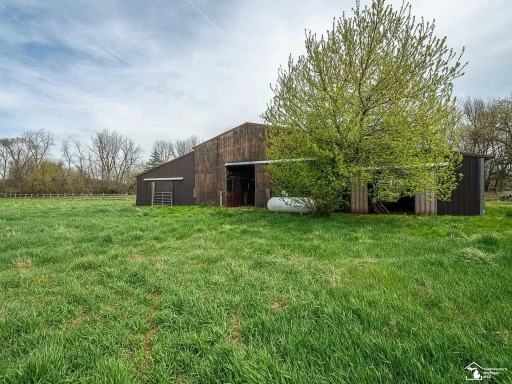 3455 W Albain Road Monroe Charter Township MI 48161