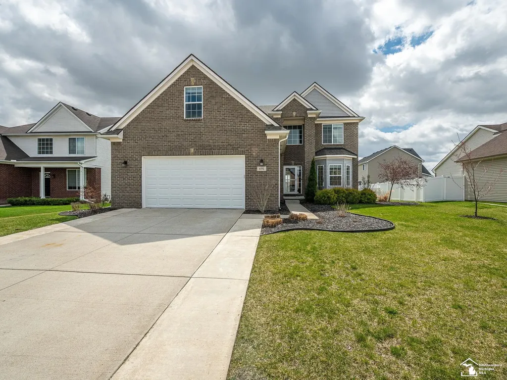 691 Foxworth Street Dundee Village MI 48131