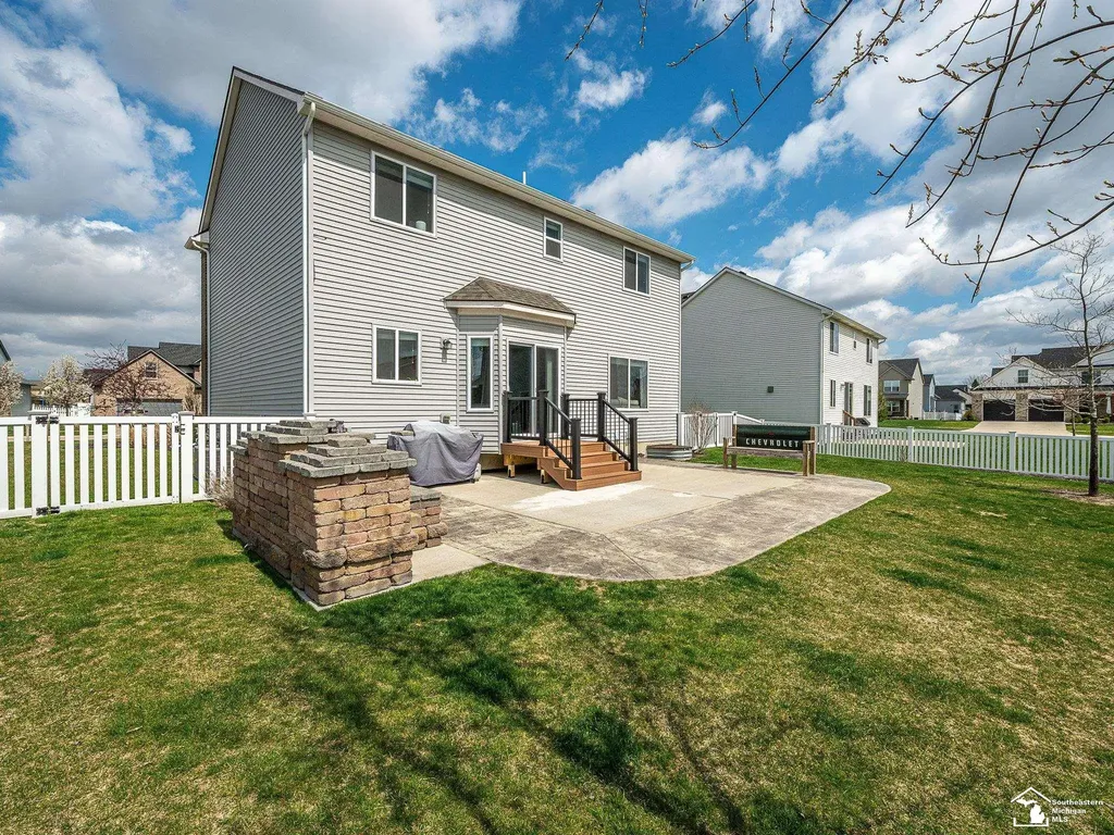 691 Foxworth Street Dundee Village MI 48131