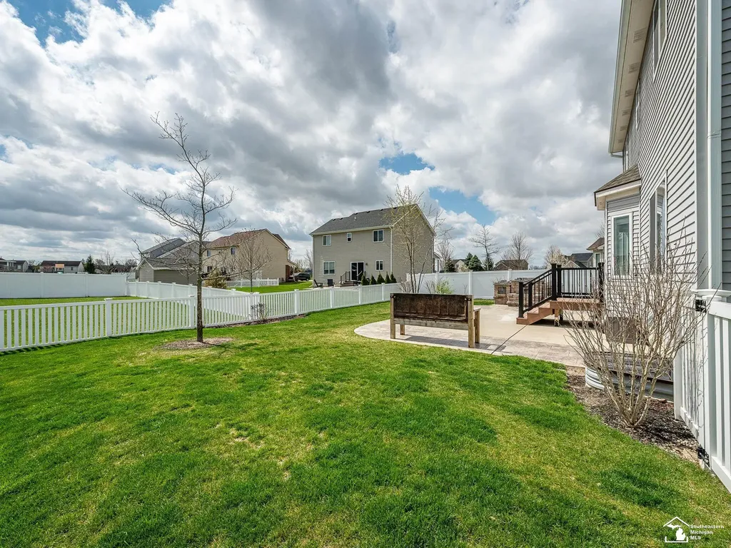 691 Foxworth Street Dundee Village MI 48131