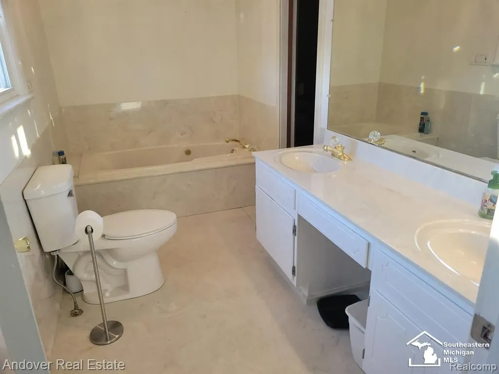 4324 Oak Glen Dr Drive Camden Township MI 49232