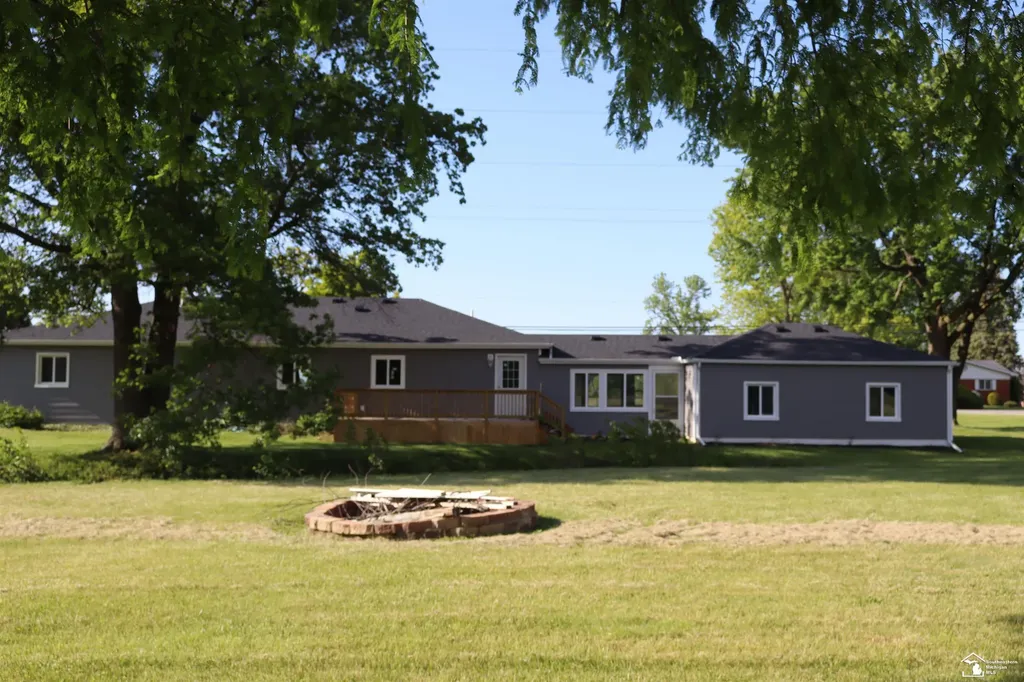 163 E Sterns Road Bedford Township MI 48182