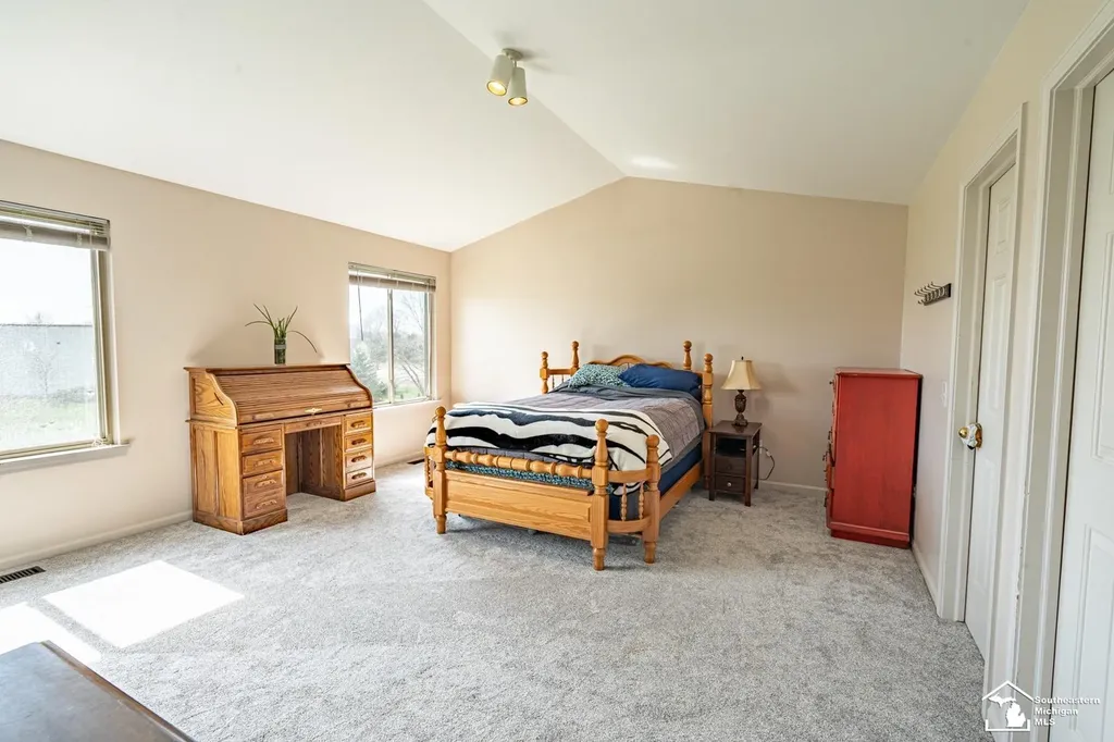203 Dundee Ridge Drive Dundee Village MI 48131