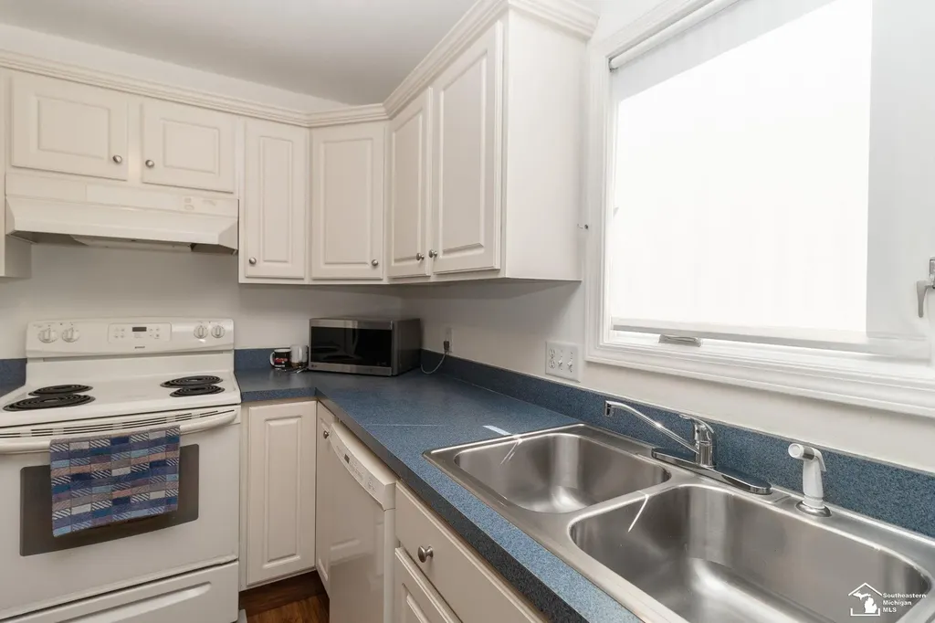 2197 Princeton Lane Bedford Township MI 48182