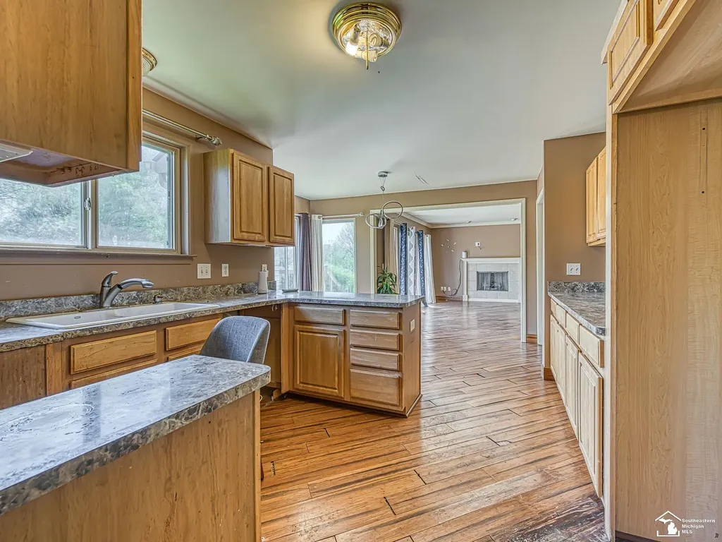 9676 Landsdowne Lane Ypsilanti Charter Township MI 48197