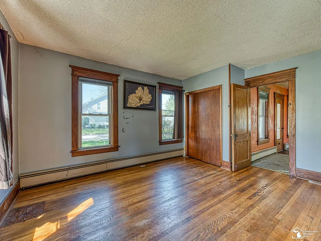 115 Grove Street Hudson City MI 49247