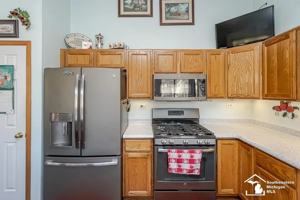 6820 Stonegate Drive Bedford Township MI 48182