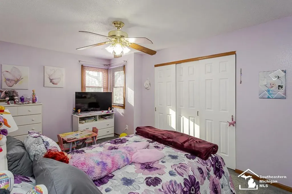 6820 Stonegate Drive Bedford Township MI 48182