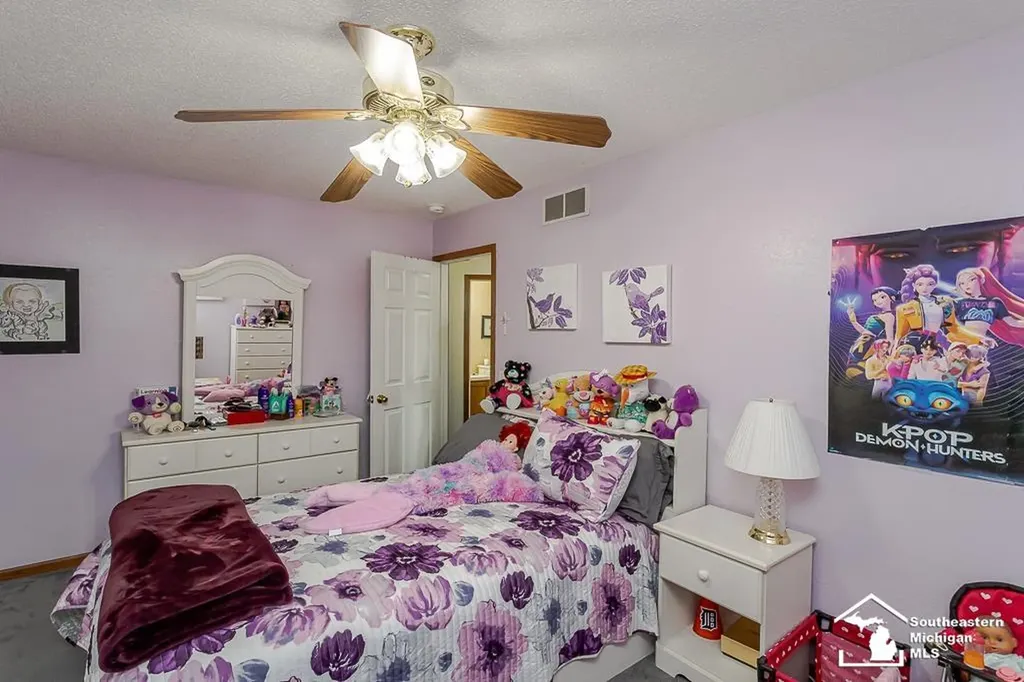 6820 Stonegate Drive Bedford Township MI 48182