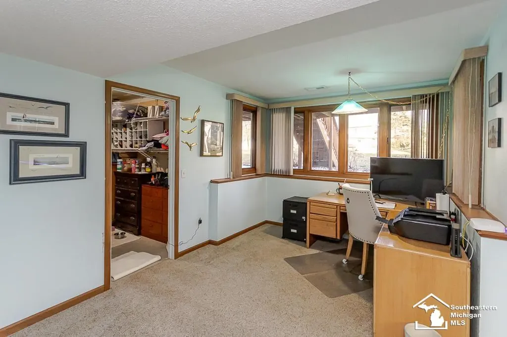 6820 Stonegate Drive Bedford Township MI 48182