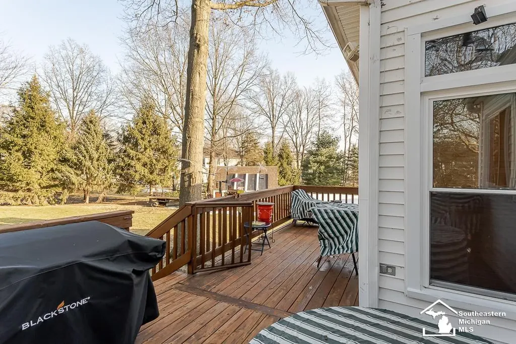 6820 Stonegate Drive Bedford Township MI 48182